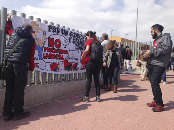 [Fotos y vídeo] Huelga del Telemarketing en Murcia