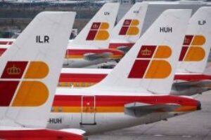 Iberia anuncia su tercer ERE en cuatro años, que podría afectar a 960 trabajadores