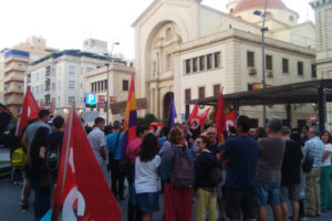 Concentración en Alacant en apoyo a la Huelga General convocada por CGT y otros sindicatos en Catalunya