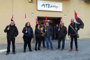 [Foto] CGT se moviliza en Valencia contra los despidos y las sanciones en Atento
