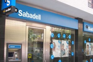 19-a Alacant: Movilización ante la Junta de Accionistas de Banco Sabadell