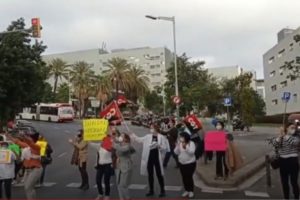 La plantilla del Hospital HM Delfos inicia huelga el 15 de diciembre