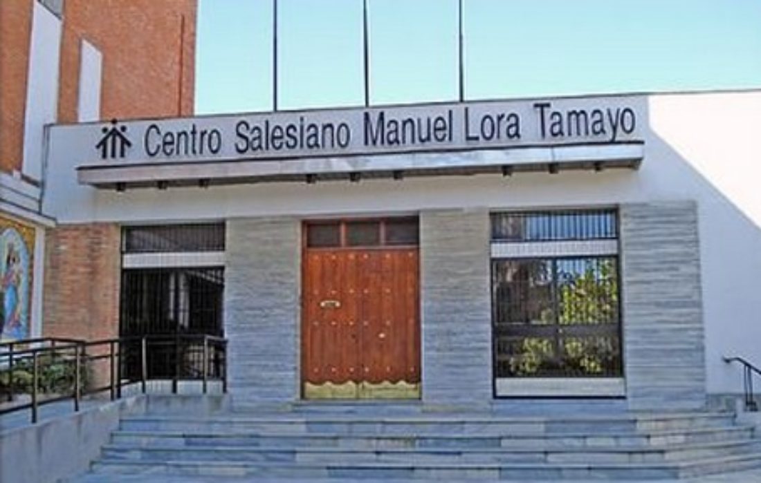 Un colegio público sevillano luce el nombre del presidente de la Comisión Depuradora del Magisterio, Manuel Lora Tamayo*