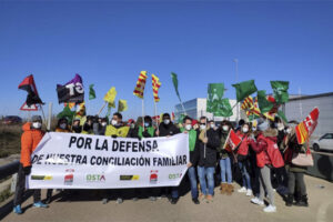 CGT, OSTA y MIT, secundan la huelga en las puertas de Profand-Zaragoza