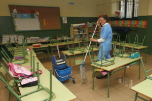 Los centros concertados reciben 4,5 millones para reforzar la limpieza