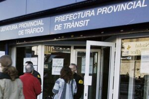 La Jefatura de Tráfico en Sabadell puede cerrar en verano por falta de personal y la de Barcelona…tiempo al tiempo
