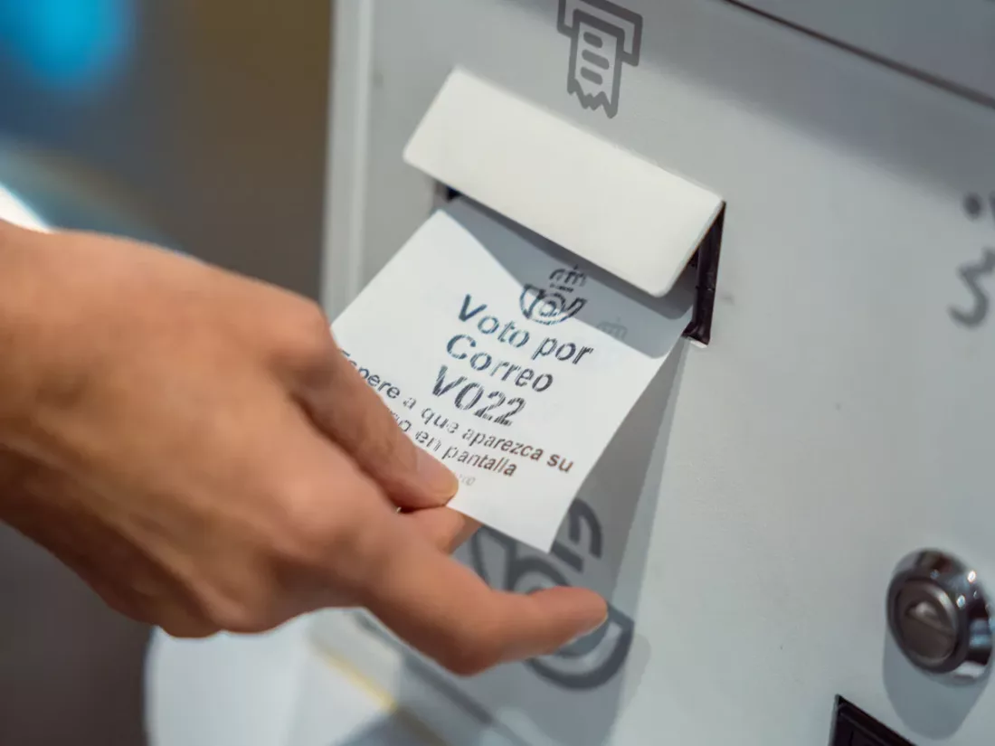 Voto por correo: El caos de una precariedad continuada en el Servicio Postal