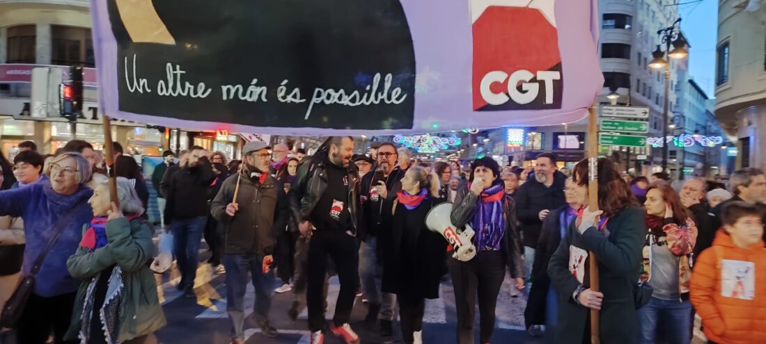 CGT en el País Valencià marcha junto a los colectivos sociales de base en un 8M transfeminista, anticapitalista y anticolonial
