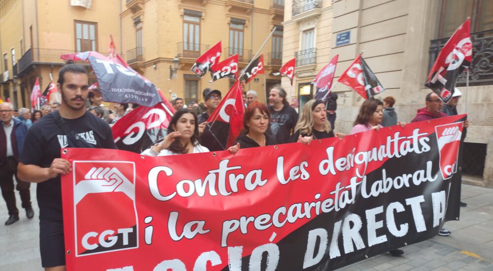 El anarcosindicalismo de CGT inunda las calles un nuevo Primero de Mayo en el País Valencià