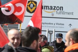 Multan a Amazon por cesión ilegal de trabajadores