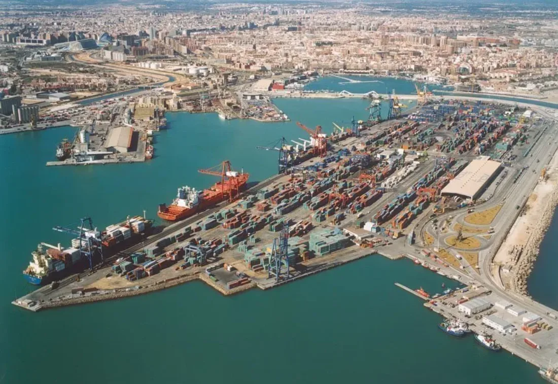 Llegada de barco presuntamente cargado de armamento al Puerto de València