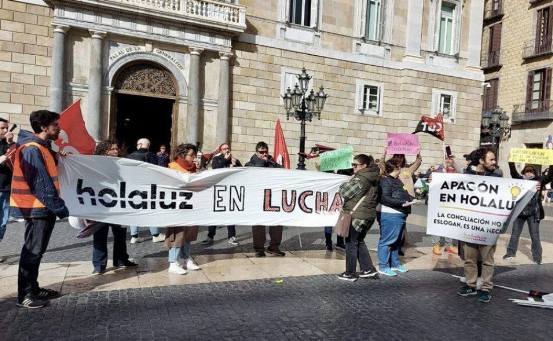 Continúan los despidos en Holaluz después de la marcha de 80 trabajadores y… la huelga indefinida también